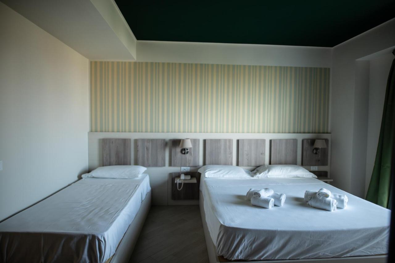 Hotel Cliché San Lucido Extérieur photo