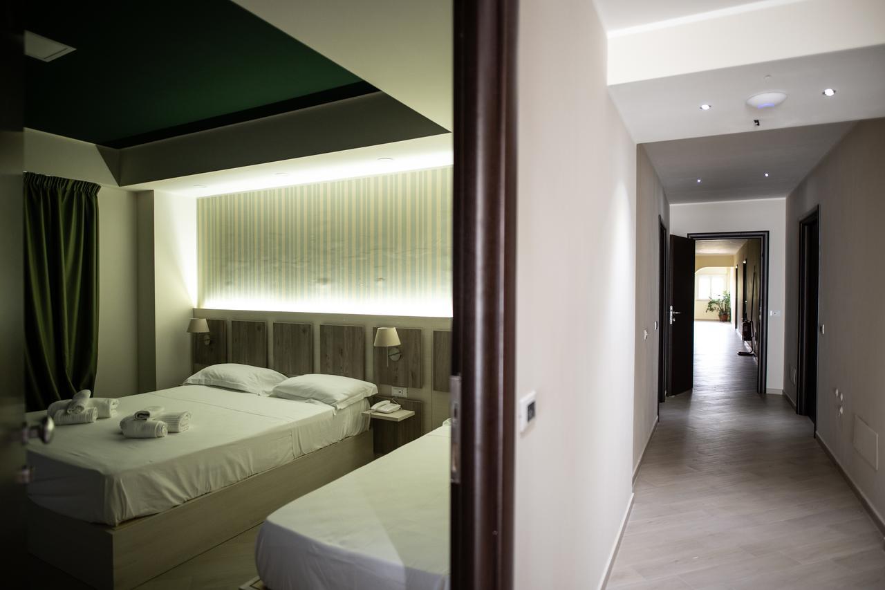 Hotel Cliché San Lucido Extérieur photo