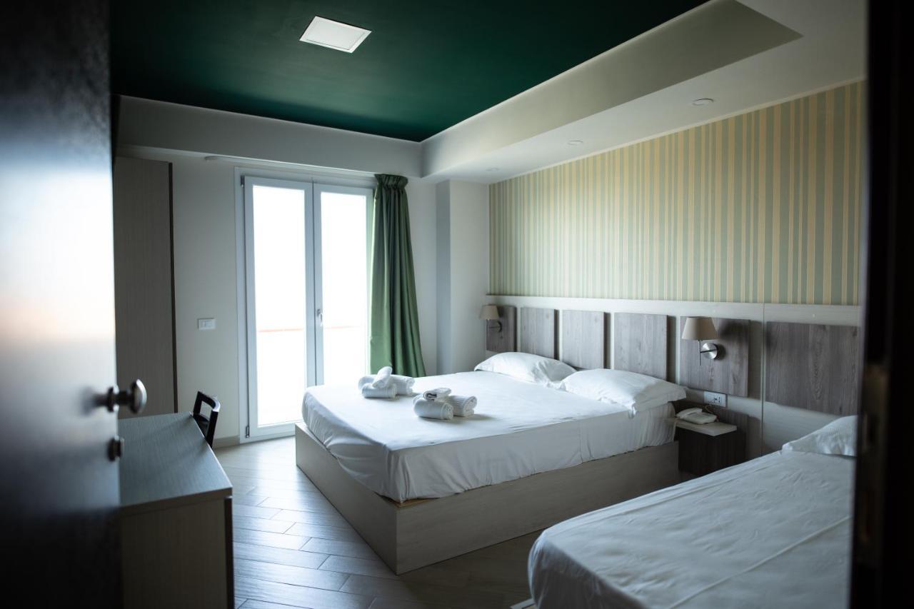 Hotel Cliché San Lucido Extérieur photo